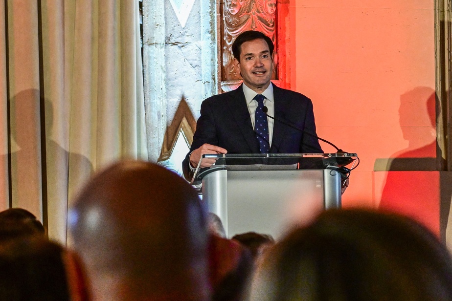 sheinbaum exclut toute possibilité de frappes militaires de trump au mexique, soulignant une approche diplomatique face aux tensions transfrontalières.